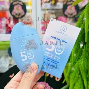 Vanekaa aura sun cream spf 50 pa+++ วานีก้า ออร่า ซัน ครีม เอสพีเอฟ 50 พีเอ+++
