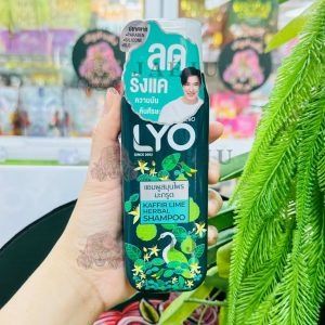 LYO kaffir lime herbal shampoo ไลโอ เคฟเฟอร์ ไลม์ เฮอร์เบิล แชมพูสมุนไพรมะกรูด