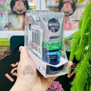 Nivea men bright 8h oil clear นีเวีย แมนโฟมล้างหน้า