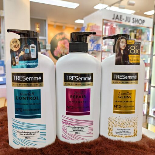 Tresemme Hairfall conditioner เทรซาเม่ ครีมนวดบำรุงผม  380ml.