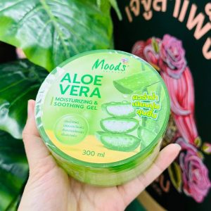 Moods aloe vera moisturizing&soothing gel