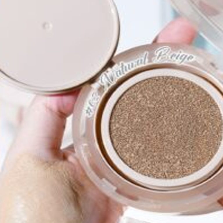 HF824 Sivanna colors feather concealer ari cushion ซีเว่นน่า คัลเลอร์ส คุชชั่น 13g. - 02.NATURAL BEIGE