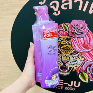 mistine white spa white musk uv whitengning lotion มิสทีน ไวท์ สปา ไวท์ มัคส์ ยูวี ไวท์เทนนิ่ง โลชั่น สีม่วง