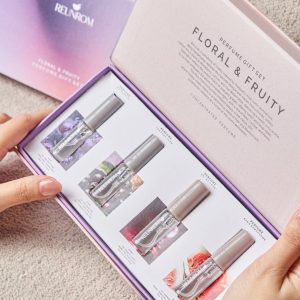 Reunrom fresh&relax perfume gift set floral&fruity รื่นรมย์ เพอร์ฟูมกิฟต์เซ็ท ฟลอรัลแอนด์ฟรุ๊ตตี้
