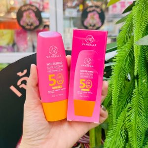 Vanekaa whitening sun cream วานีก้า ไวท์เทนนิ่ง ซัน ครีม