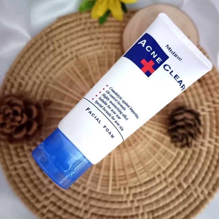 Mistine acne clear facial foam มิสทีน แอคเน่ เคลียร์ เฟเชี่ยล โฟมล้างหน้าหลอดสีขาว 85gx6pcs