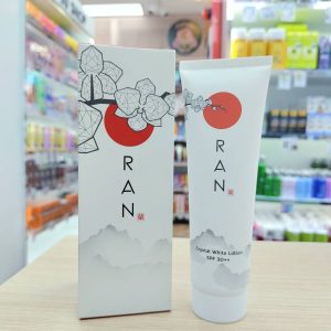 Ran crystal white lotion spf 30 รัน คริสตัล ไวท์ โลชั่น 100g